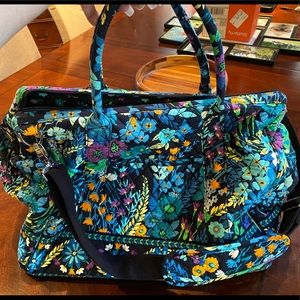 Vera Bradley travel bag